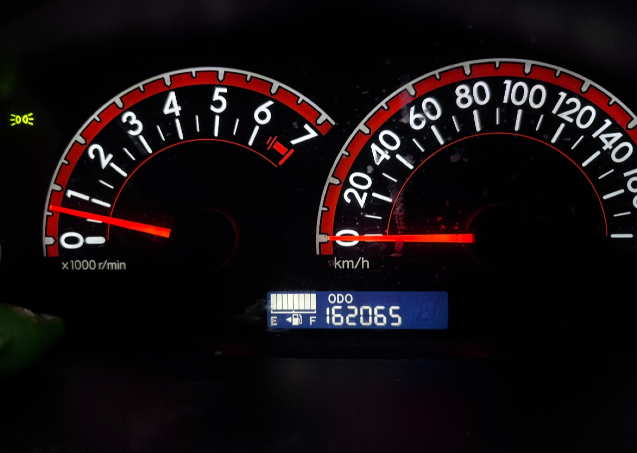 【必見!】これ知っておくと、かなり便利!ガソリンの給油口が左右どちらにあるかが一瞬でわかる方法