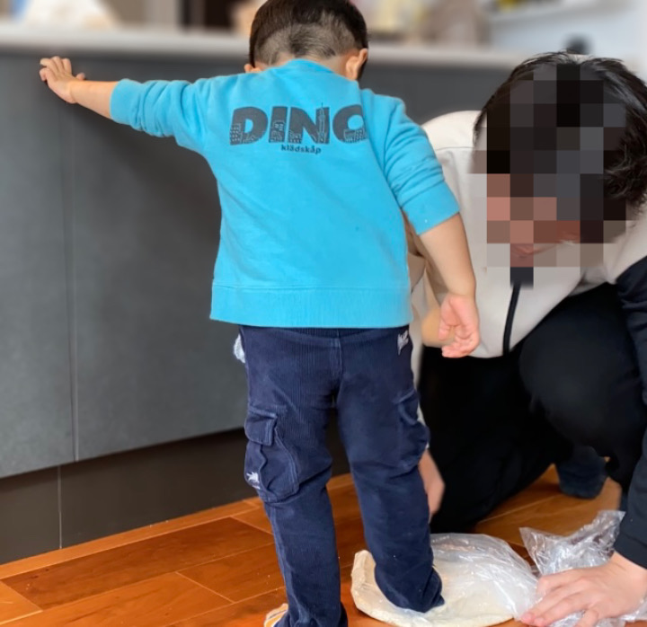 【大晦日】爆速でなくなった！蕎麦より「年越しうどん」がわが家の新常識？手作りうどんのふみふみタイムで厄落とし！