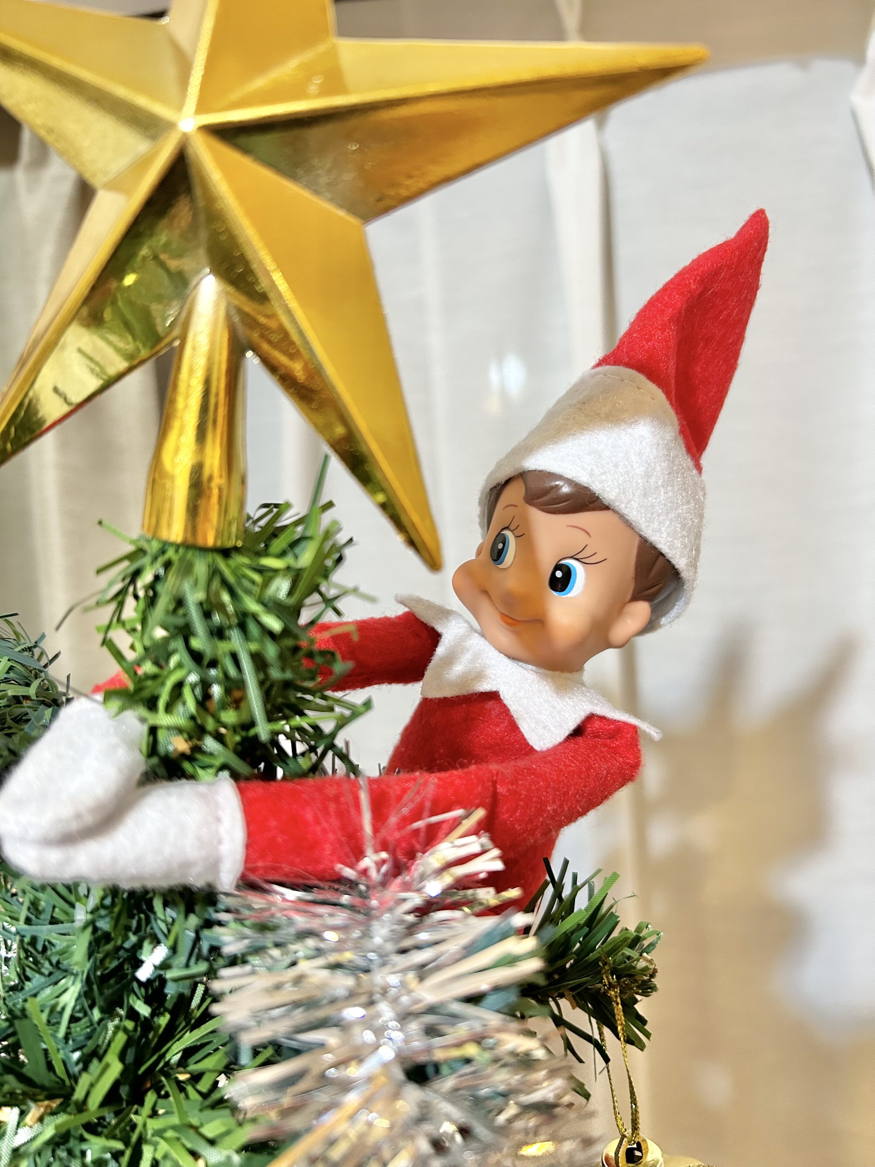 朝起きるのが楽しみすぎる…！我が家に“サンタのスパイ”が来た話