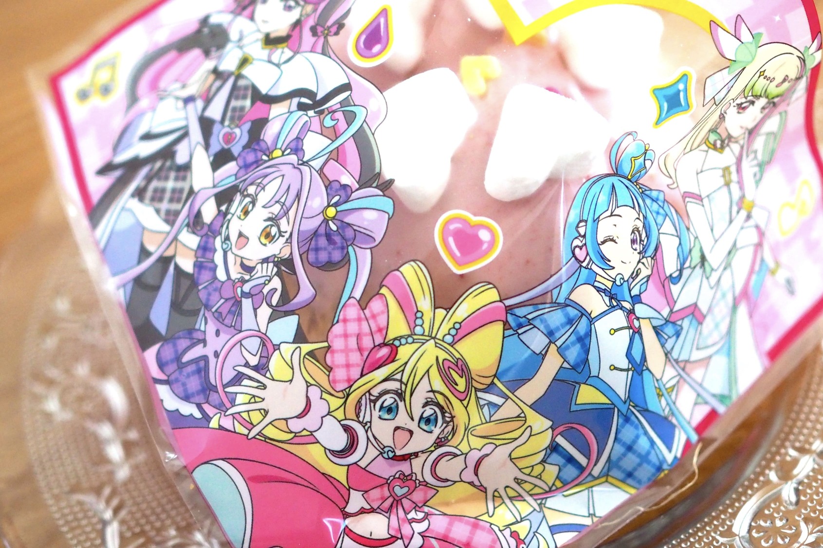 期間限定コラボ!プリキュア×ビアードパパの絶品スイーツ