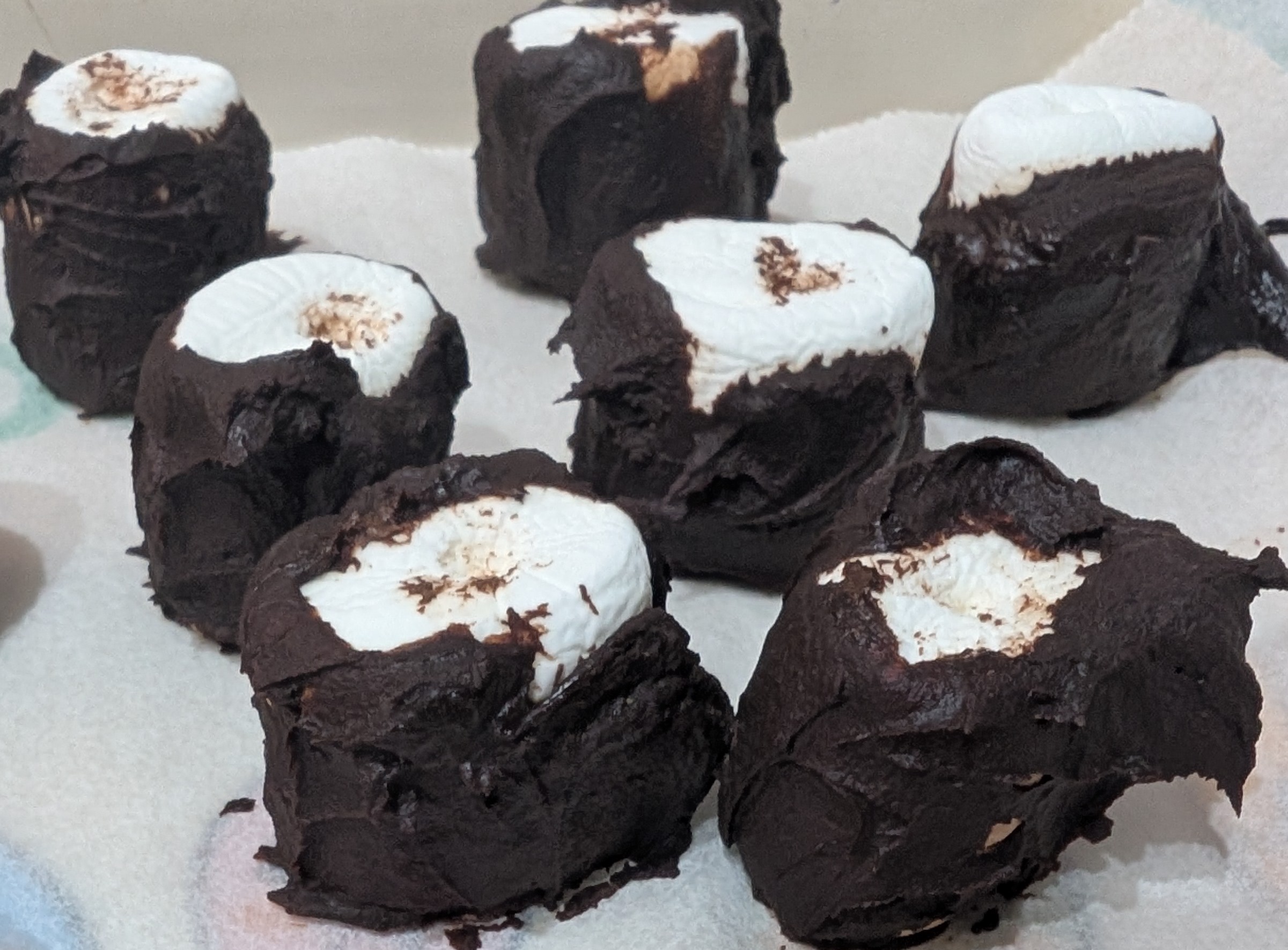 映えない！けどSNSで話題の「チョコマシュマロ」が簡単・食感最高でおいしすぎる！