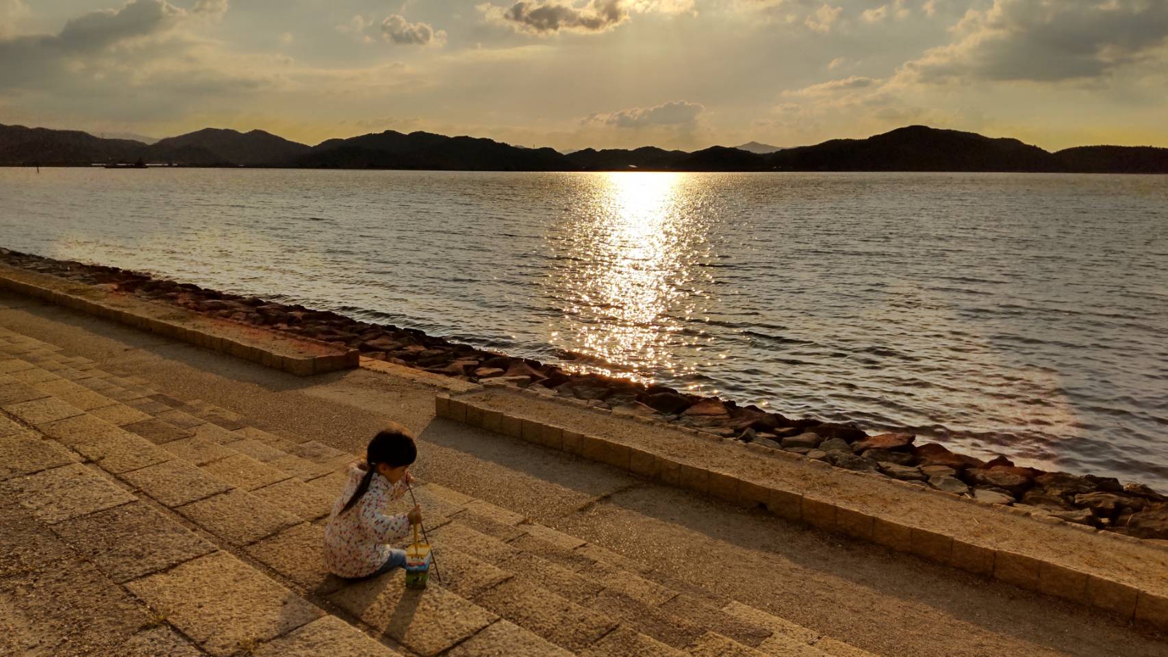 時計が読めない子どもに。「時報」の力を借りて親子でタイムマネジメント