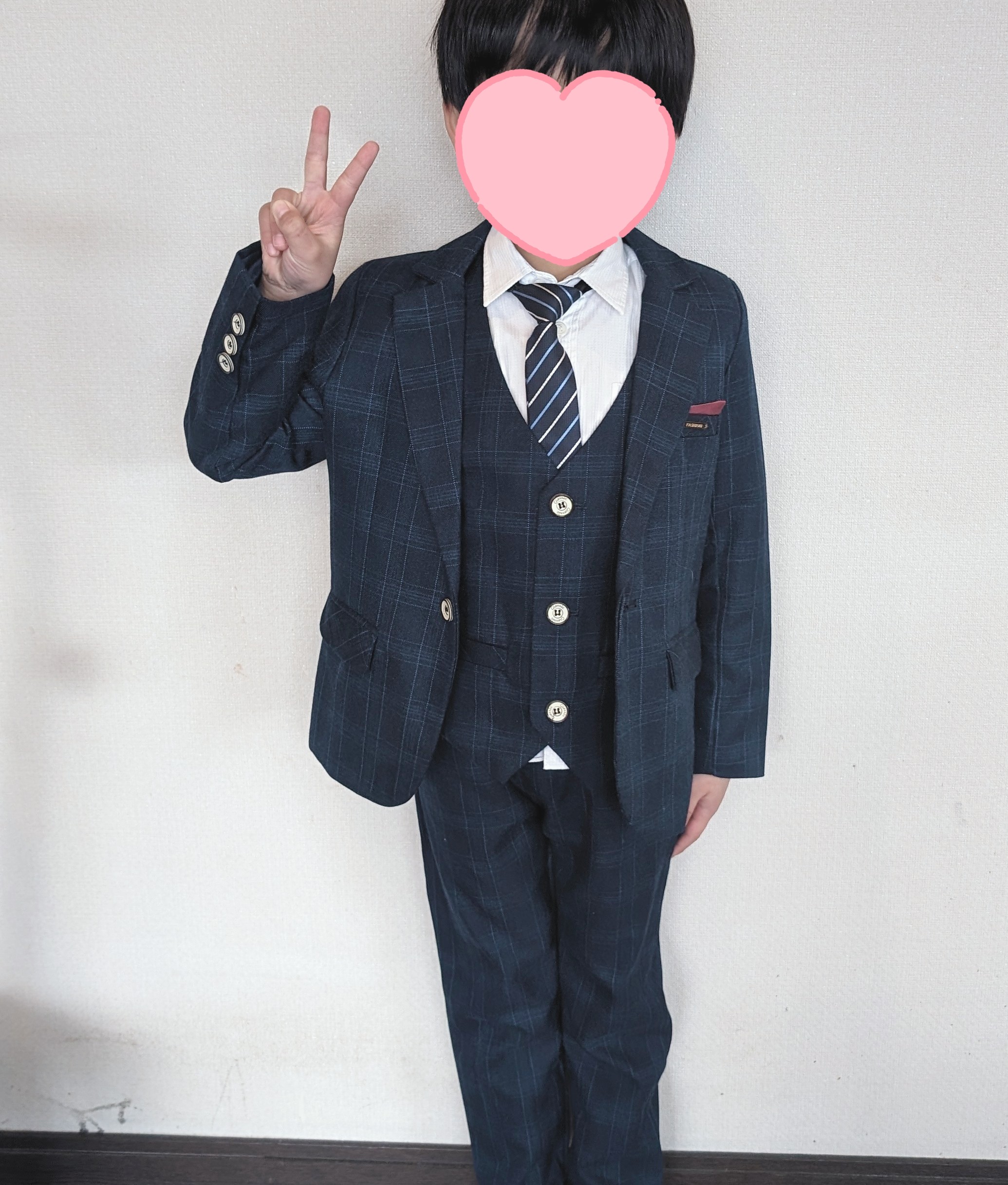 三男「ランドセルは銀色がいい！」カタログだけのラン活の結果…