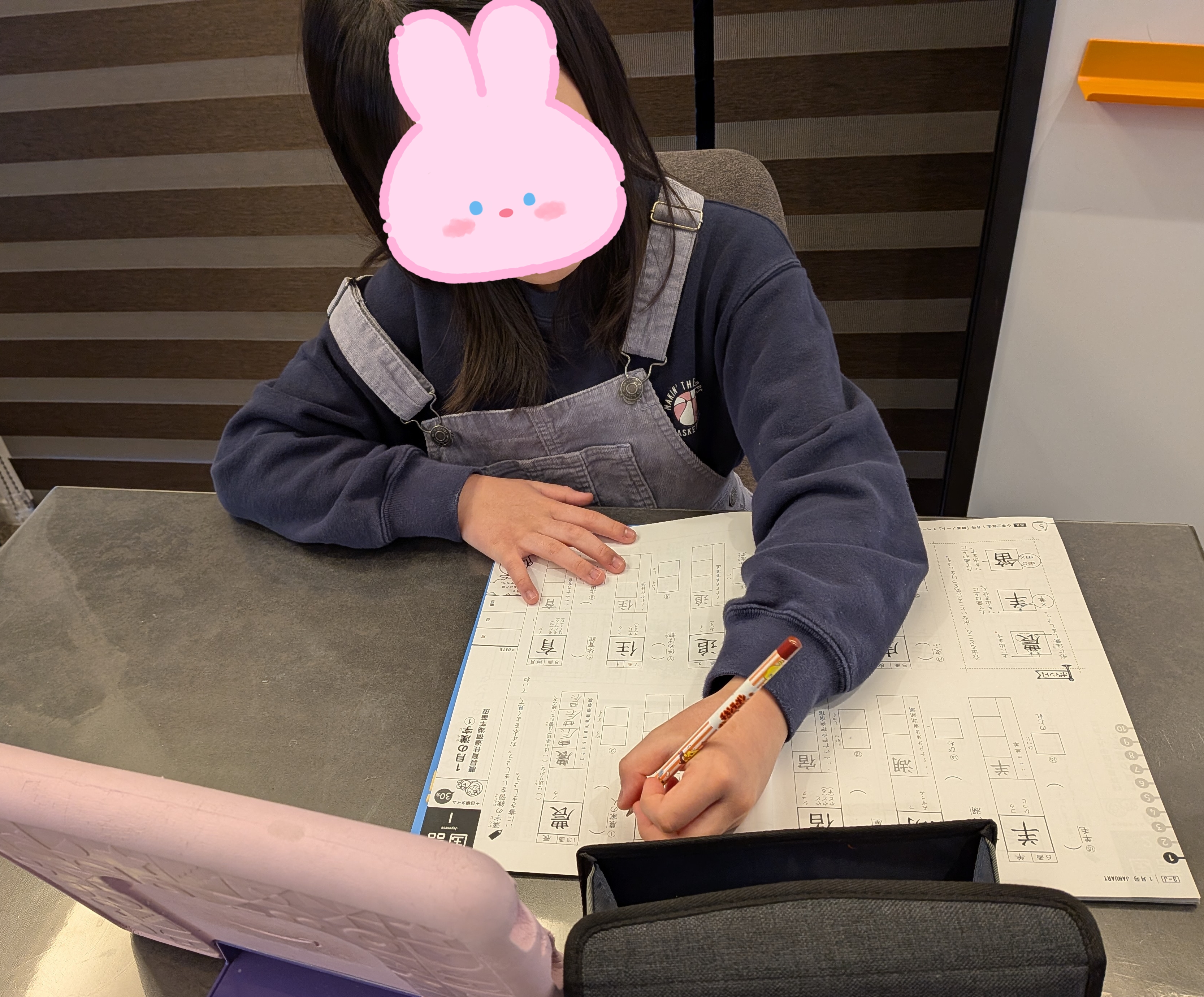 「たくさん褒めてあげてくださいね」と先生に言われて、戸惑ってしまった話。褒めるって難しい