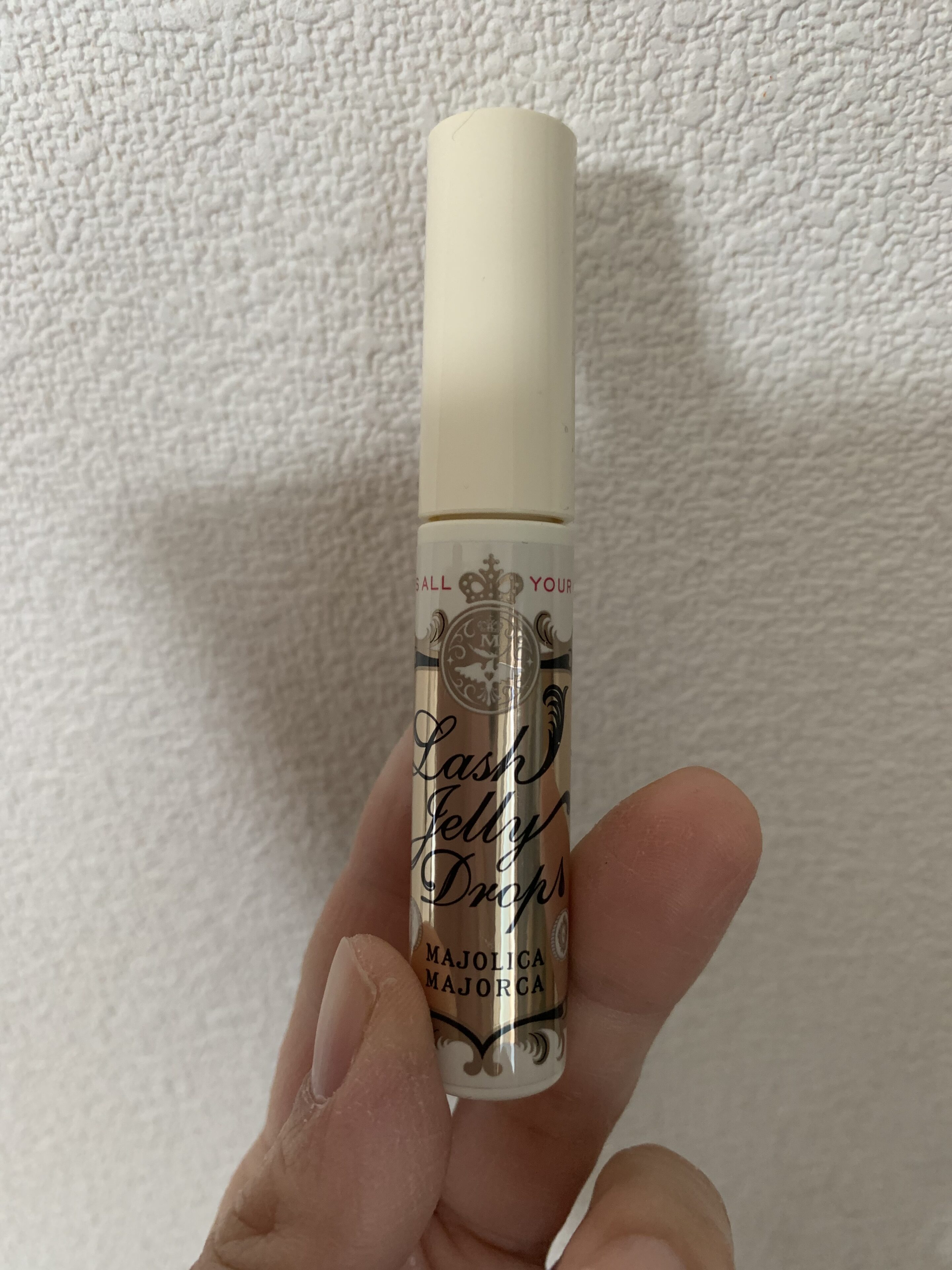 気軽にまつ育始めない?マジョリカ マジョルカのおススメまつげ美容液はコレ!