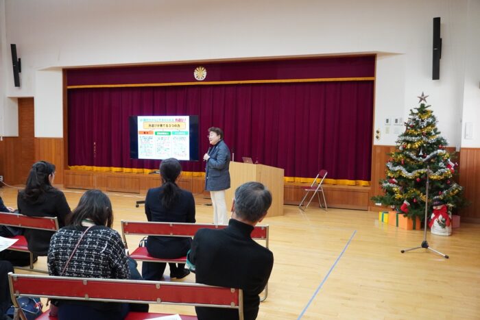 外遊びで育つ3つの力とは？非認知能力引き出す声かけのポイント。日出学園幼稚園 講演会レポート