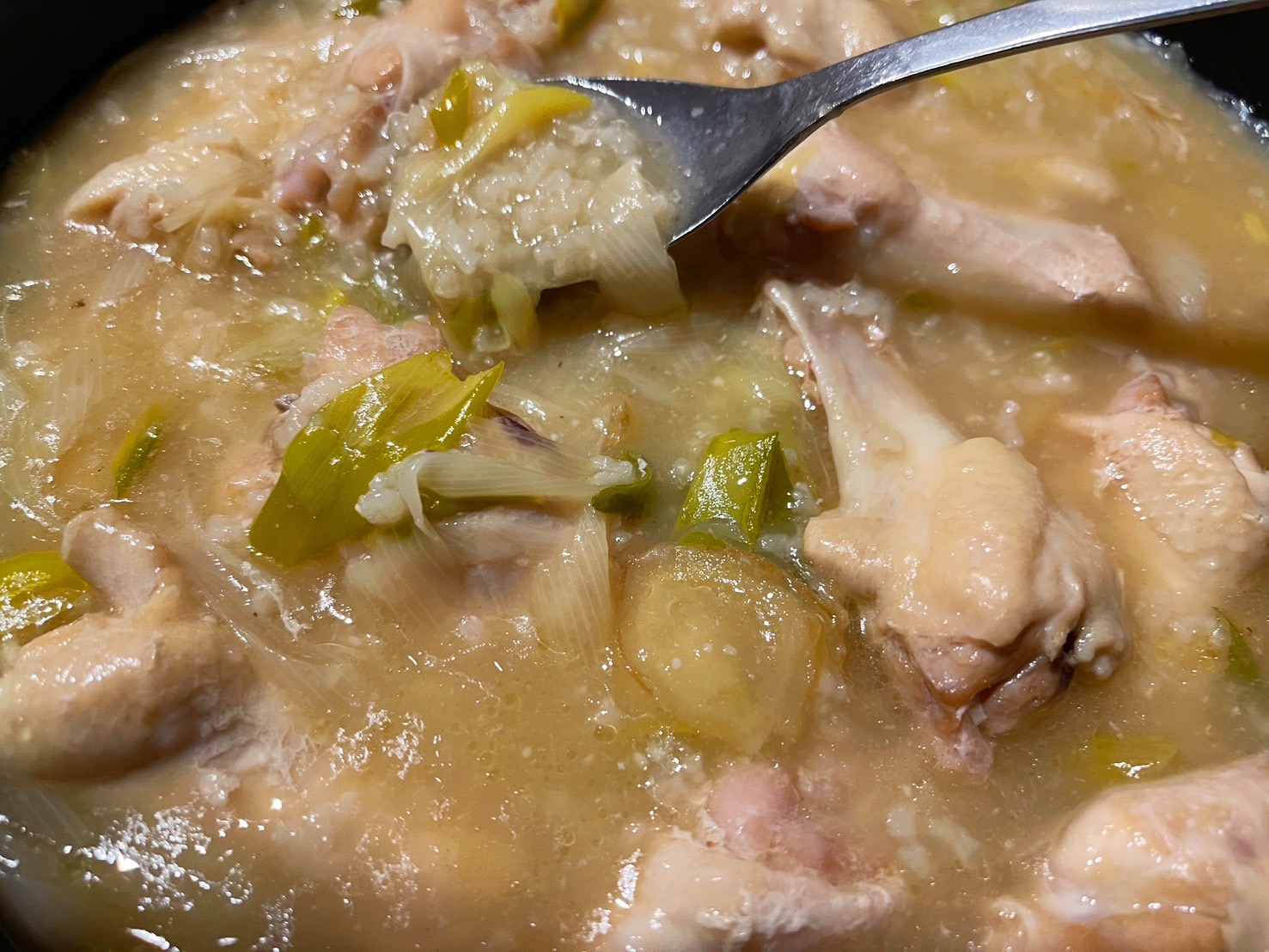 炊飯器にポン！簡単サムゲタン風スープで心も体もあったまろう！