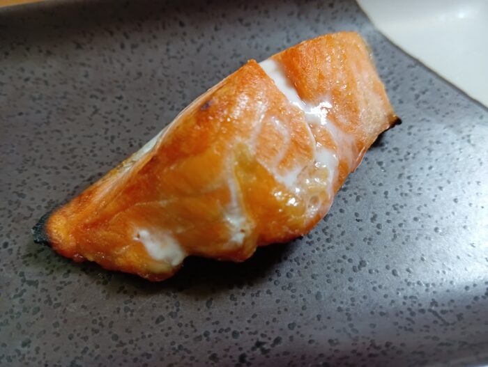 魚の骨が喉に刺さったらどうする!? わが家の小学1年生の実体験レポ