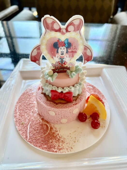 ディズニー・パルパルーザ“ミニーのファンダーランド”  アンバサダーホテルのスペシャルメニューを体験