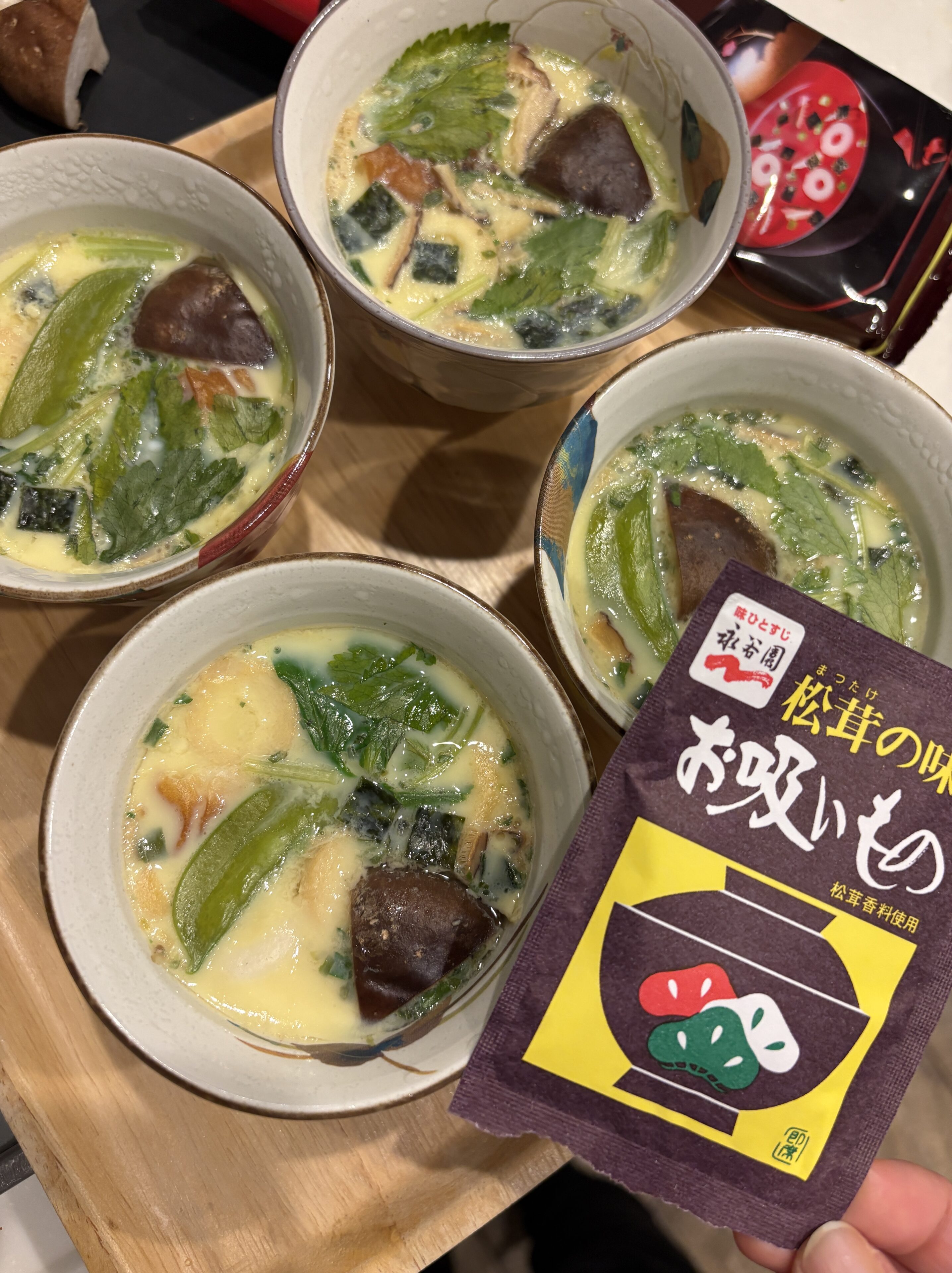 電子レンジで簡単おいしい!永谷園のお吸いもので作る【茶碗蒸し】