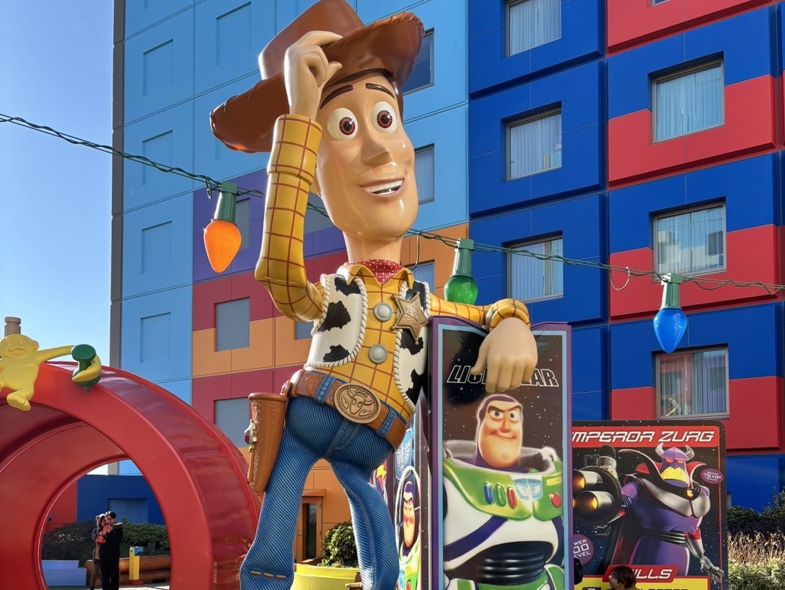 トイ・ストーリーのウッディとバズから電話がかかってきて、2歳の娘が大興奮だった話