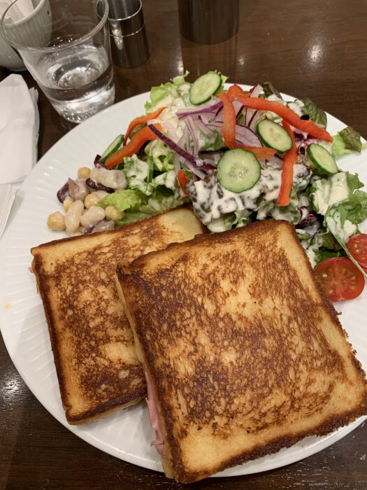 デザートまでついてこの価格！？ハーブスのサンドイッチランチがお得すぎた件