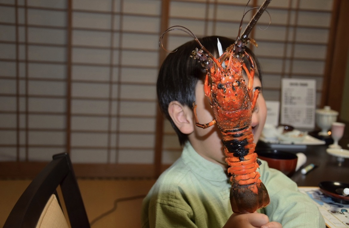 静岡・南伊豆【海近お宿】個室で味わう金目鯛しゃぶしゃぶ＆特大伊勢海老！