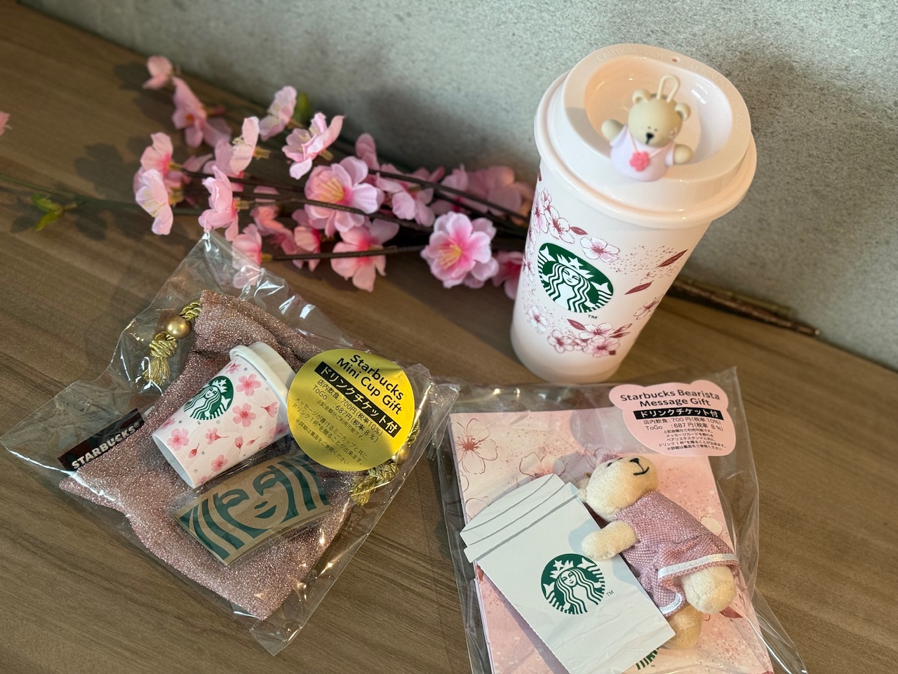 【スタバ】SAKURA2026桜グッズ発売開始！卒園・引っ越しのギフトにもぴったり！