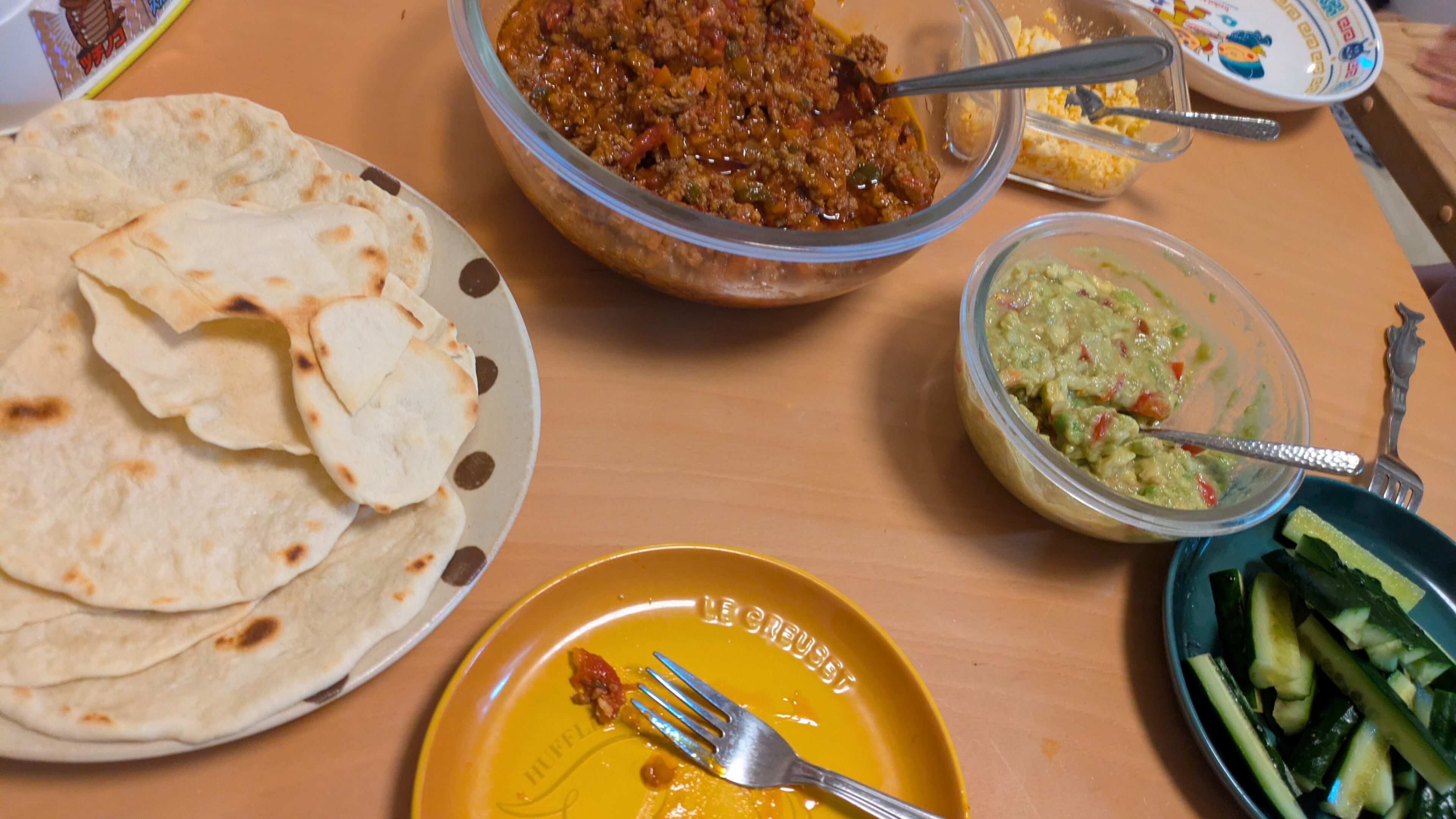 親子で楽しむ!トルティーヤ生地から作るおうちタコス体験