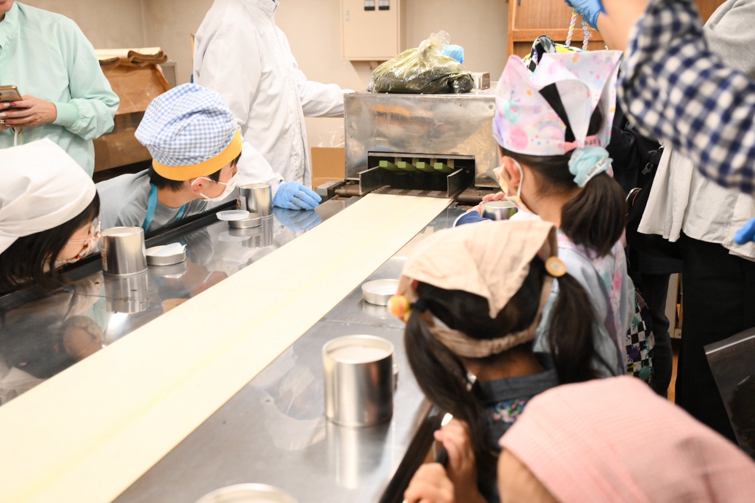 【体験レポ】老舗・守半海苔店の「子ども海苔工場見学会」へ!五感で学ぶ海苔の秘密