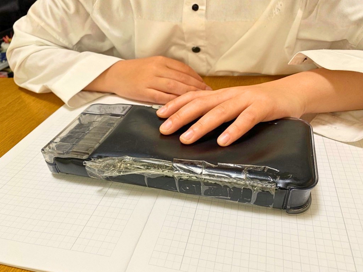 【小学生男子の筆箱】2年使ったらこうなる…3年生で買い替えた話