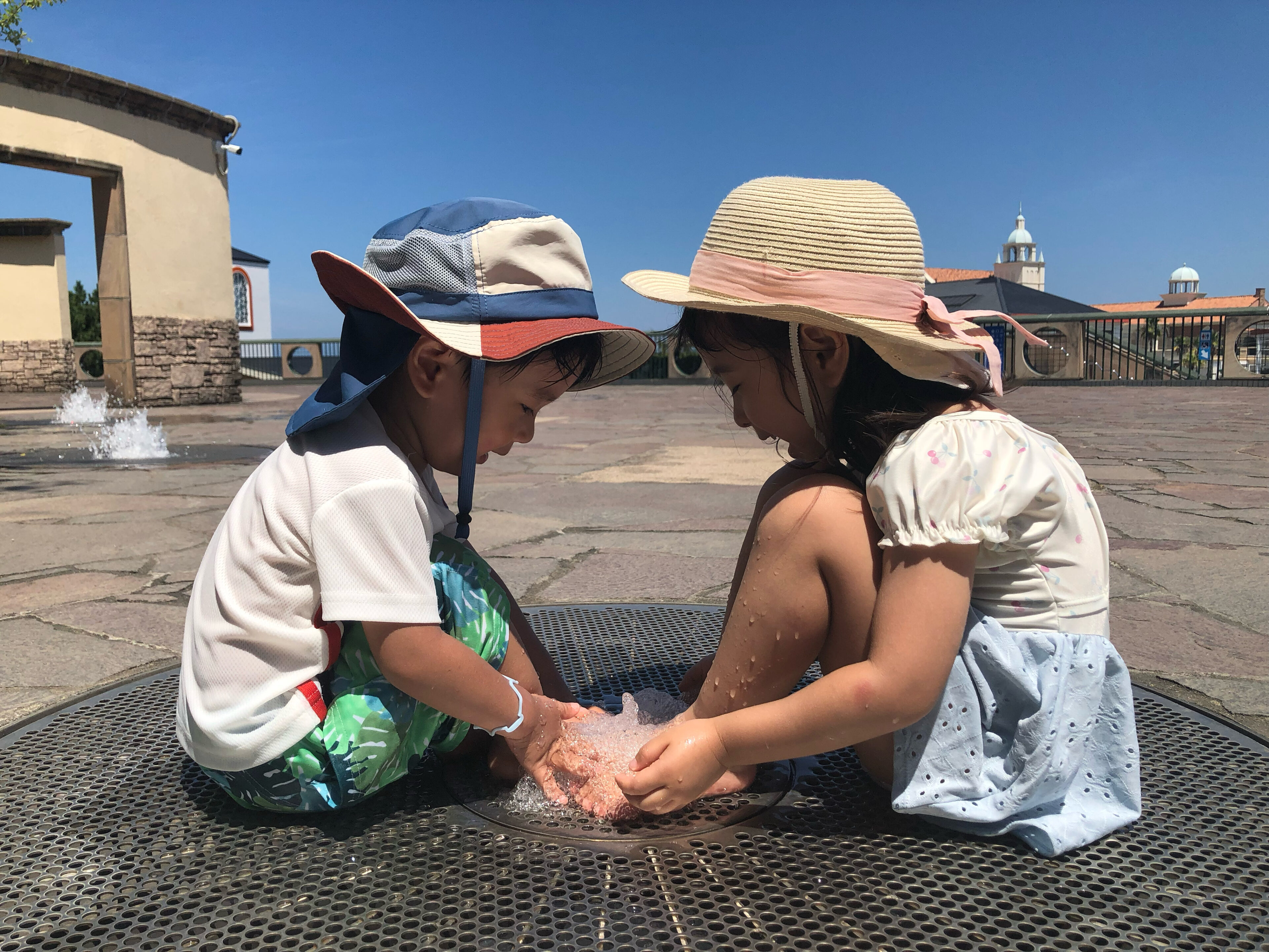 2歳差育児って実際どう？リアルなメリット・デメリットまとめ