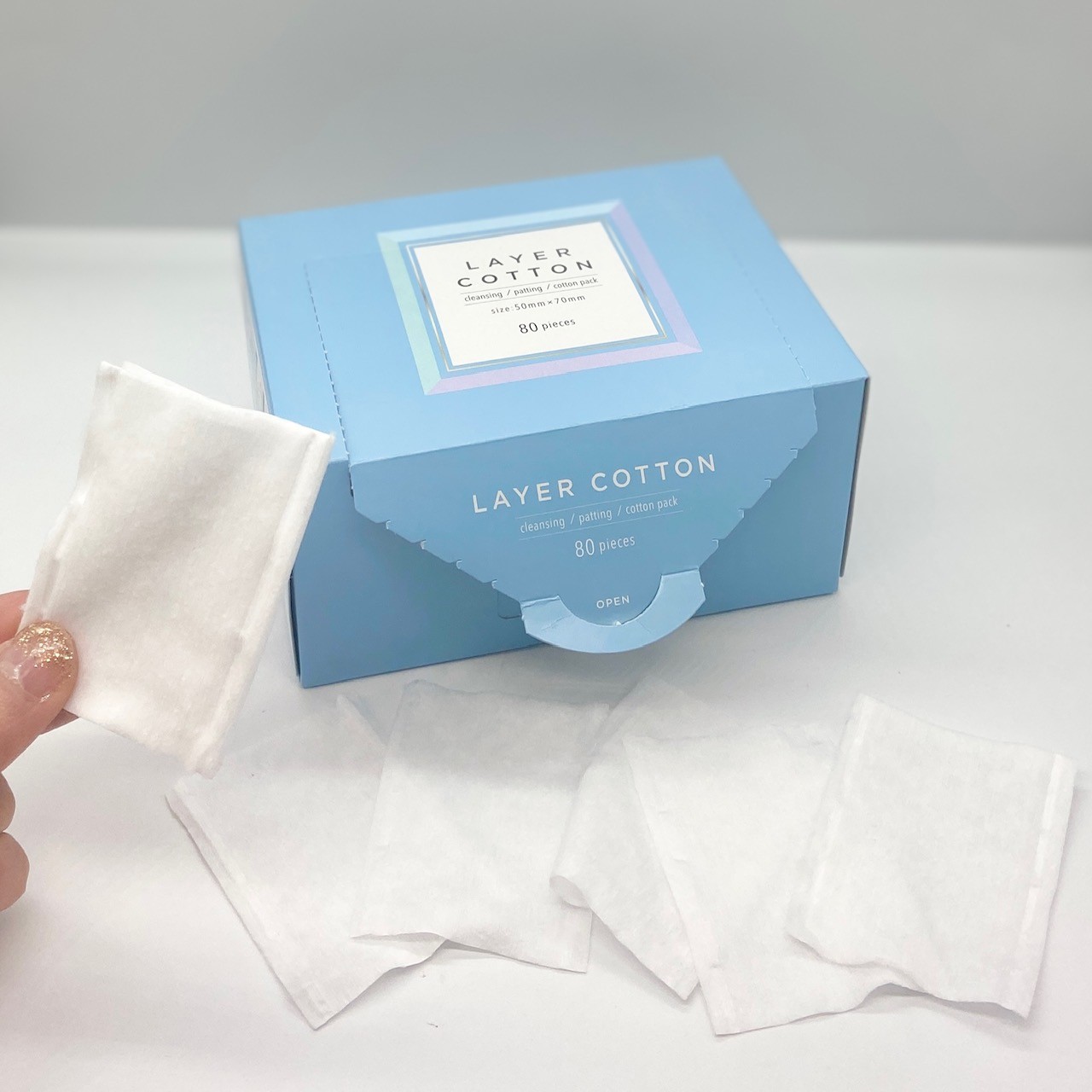 5枚に分離するからコットンパックに便利！「めくるコットン」