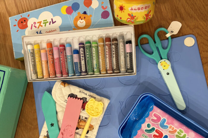 年度末の大仕事！幼稚園＆小学校の学用品お手入れ
