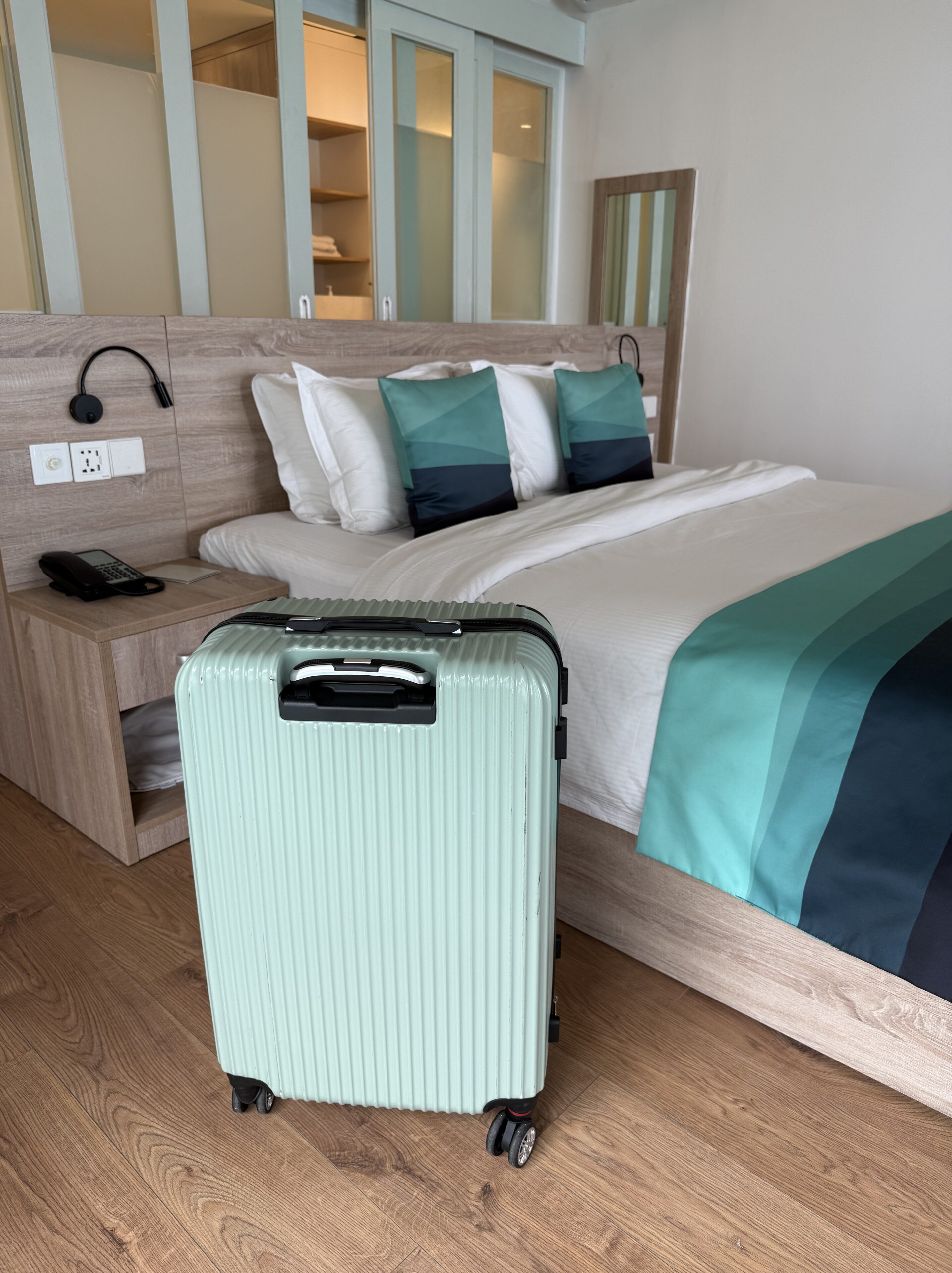 「ちょっと100均でのり買ってくるー」みたいに軽く言われ、思わず私が叫んだ話。