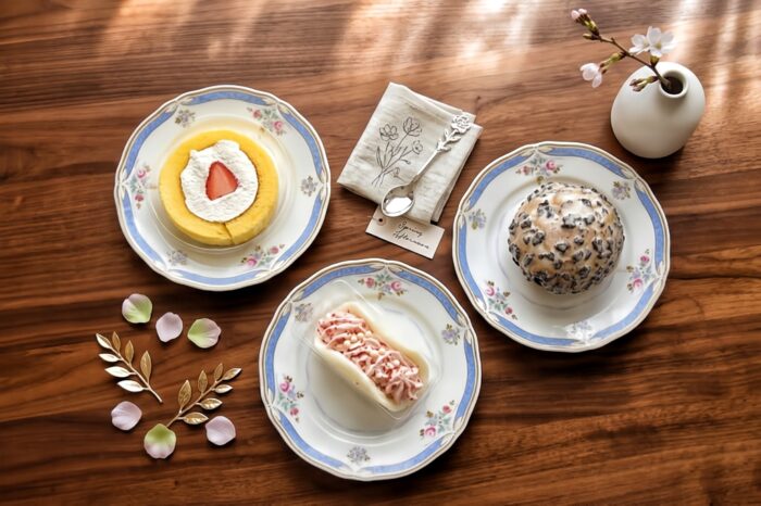 【春の新作スイーツ】コンビニ3社コラボを食べ比べ