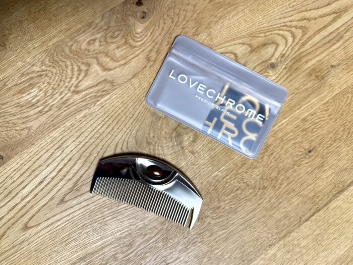 くしだけで髪は変わるのか？ラブクロム PGツキ プレミアムブラック正直レビュー