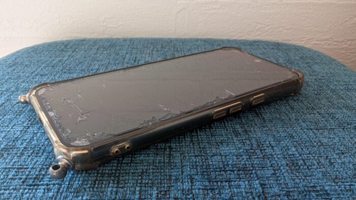 「なんでそんなことした？？」中1息子のスマホが開かなくなった理由と結末とは…