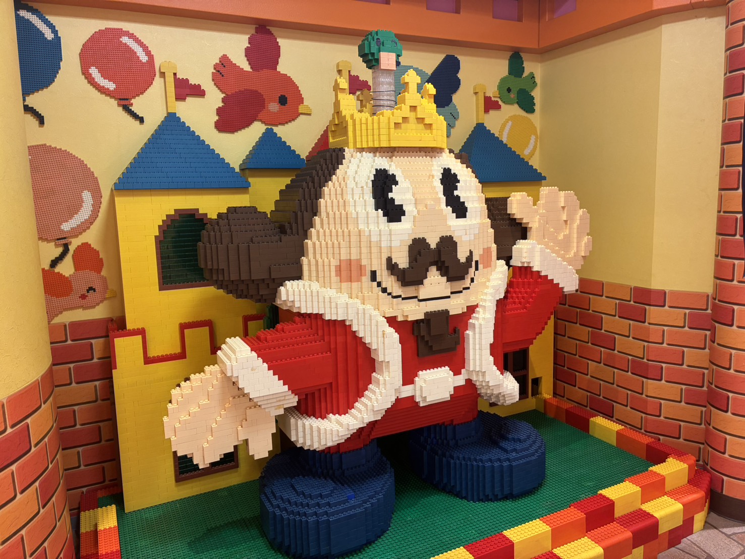 雨の日でも安心！未就学児無料の遊び場「おもちゃ大使館 親子ひろば わくわく」【岡山県】