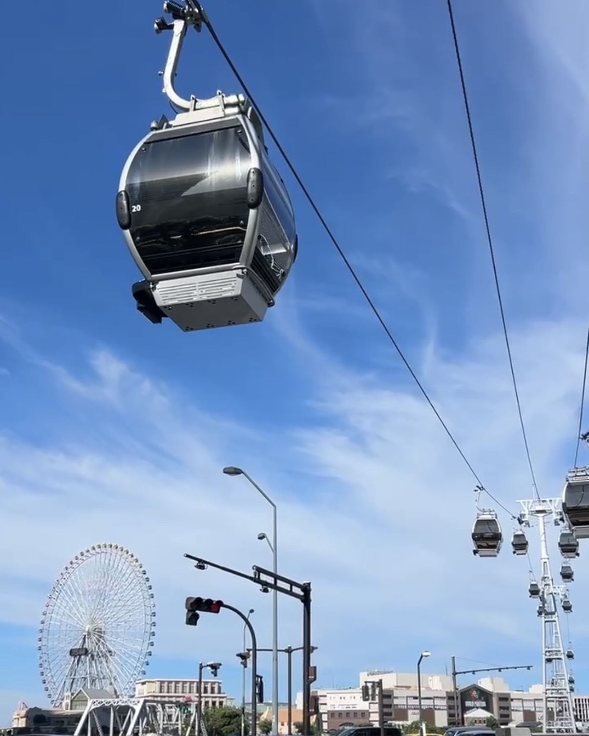 横浜・みなとみらいに行ったら空中散歩！ロープウェイで特別な景色を楽しもう