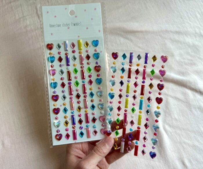 ラインストーンじゃダメですか？シールブームに乗り遅れた母が見つけたかつての憧れ