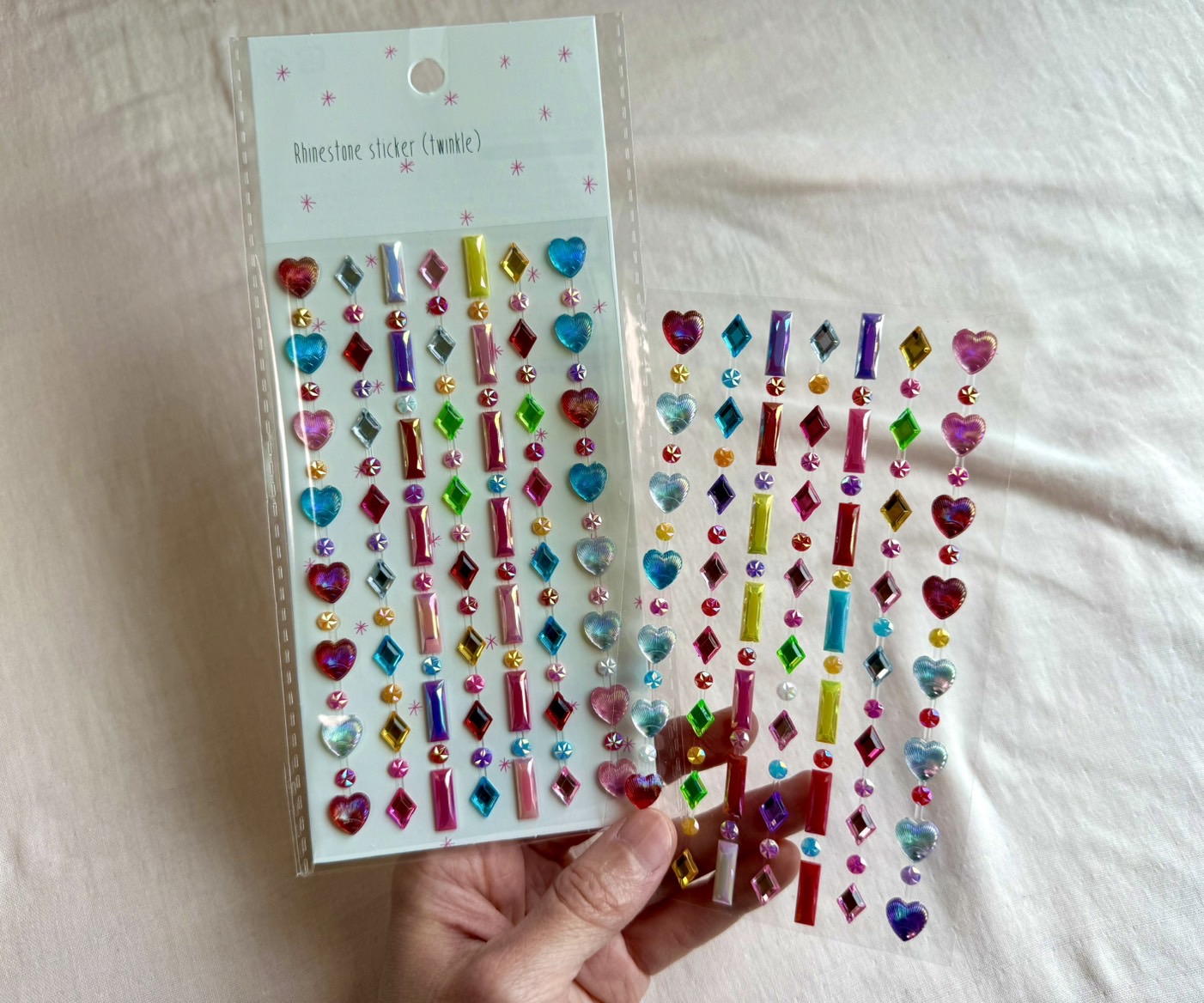 ラインストーンじゃダメですか?シールブームに乗り遅れた母が見つけたかつての憧れ