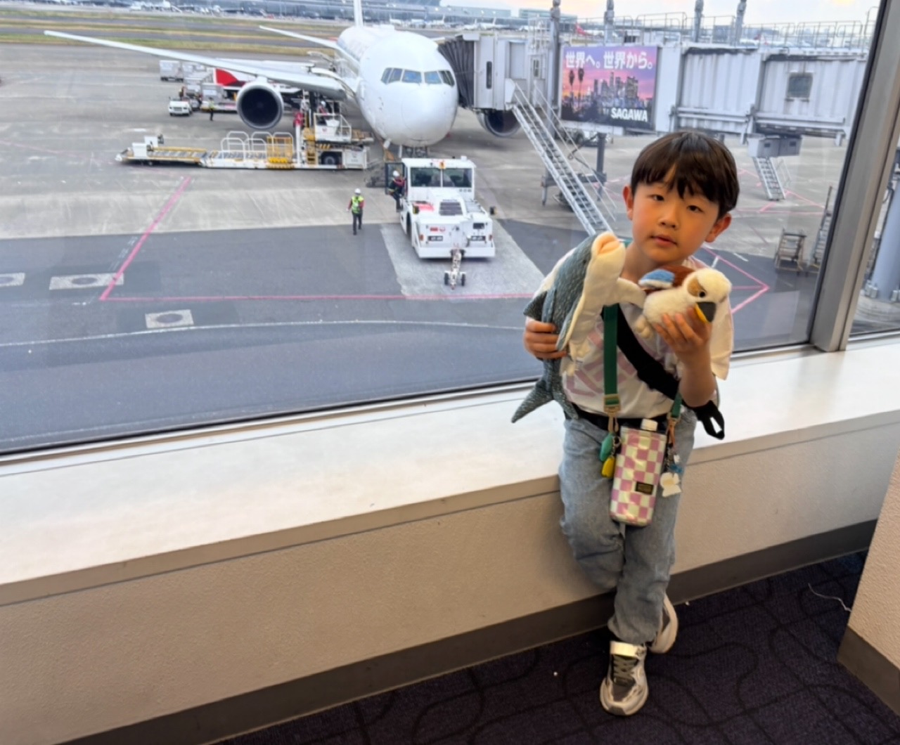 え！？空港の保安検査場で、年長の息子の荷物が引っかかってびっくり！