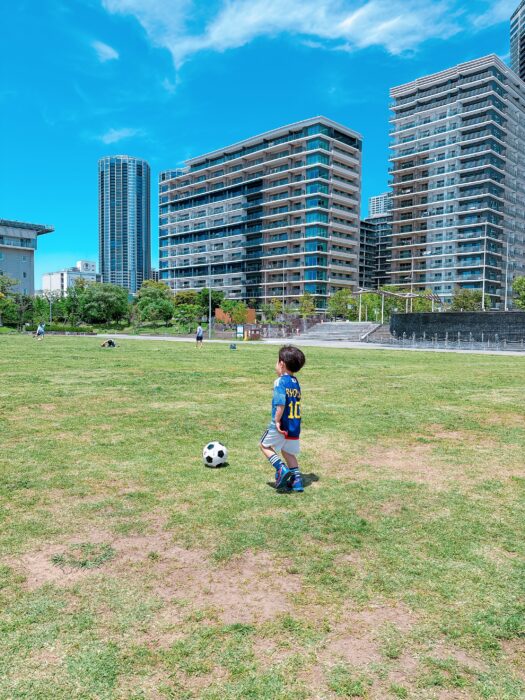 【海外絶賛】W杯・なぜ日本人はごみを拾うのか？6歳の娘に説明して気づいた本質
