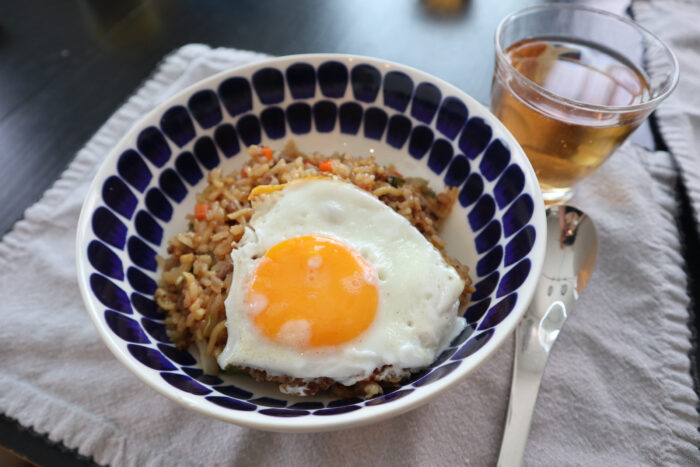 【ワンパン15分ランチ】簡単で栄養満点！神戸のご当地グルメ”そばめし”
