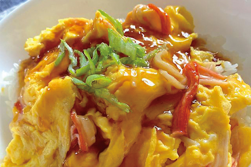カニカマ卵丼