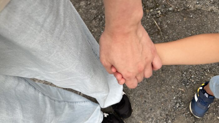 「ママ、お仕事行かないで」にどう答える？私なりの答えは言葉より行動だった
