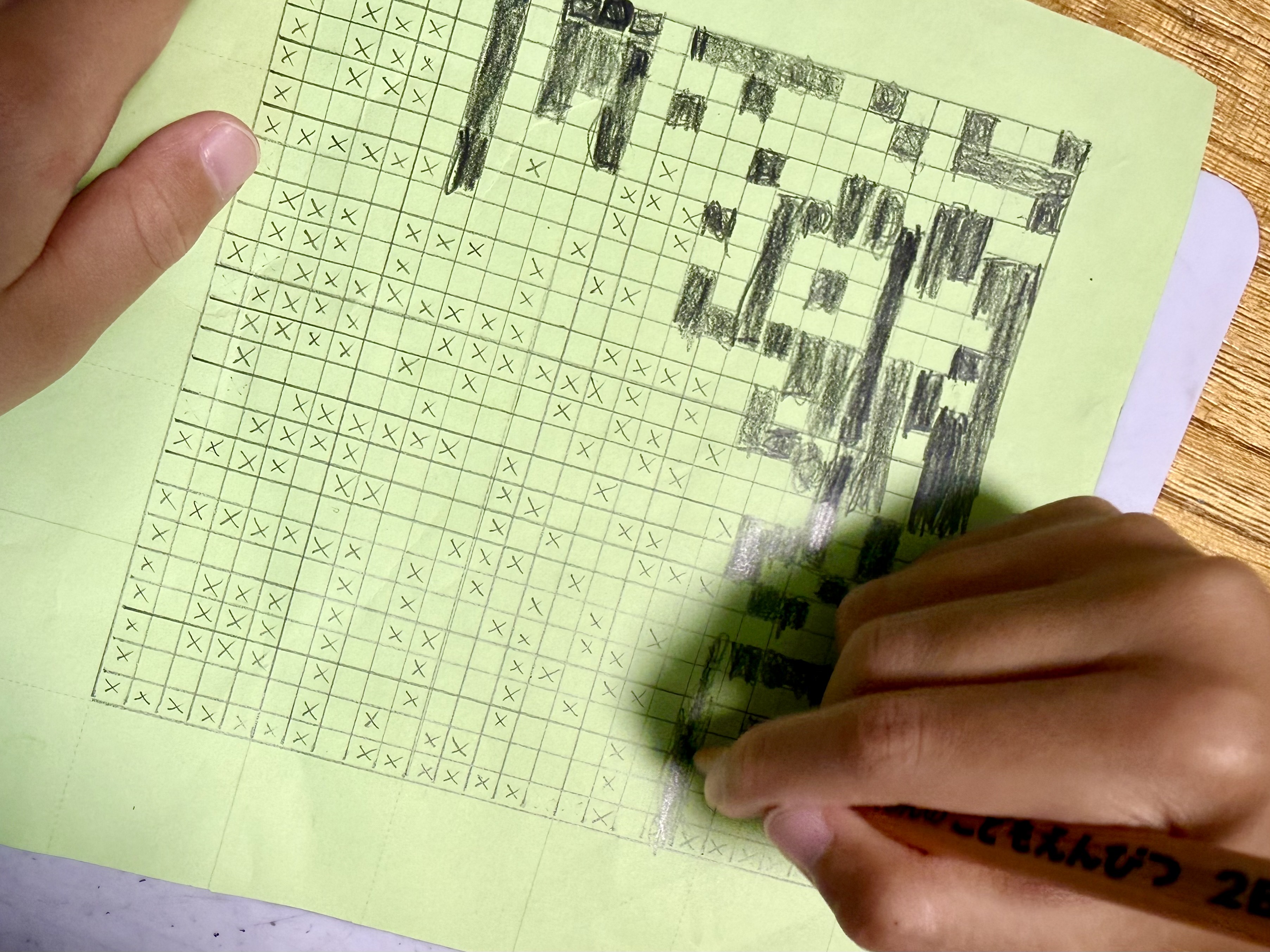 駆け込みOK！小学1年生でも1日でできる！二次元コードを書いてみよう【自由研究】