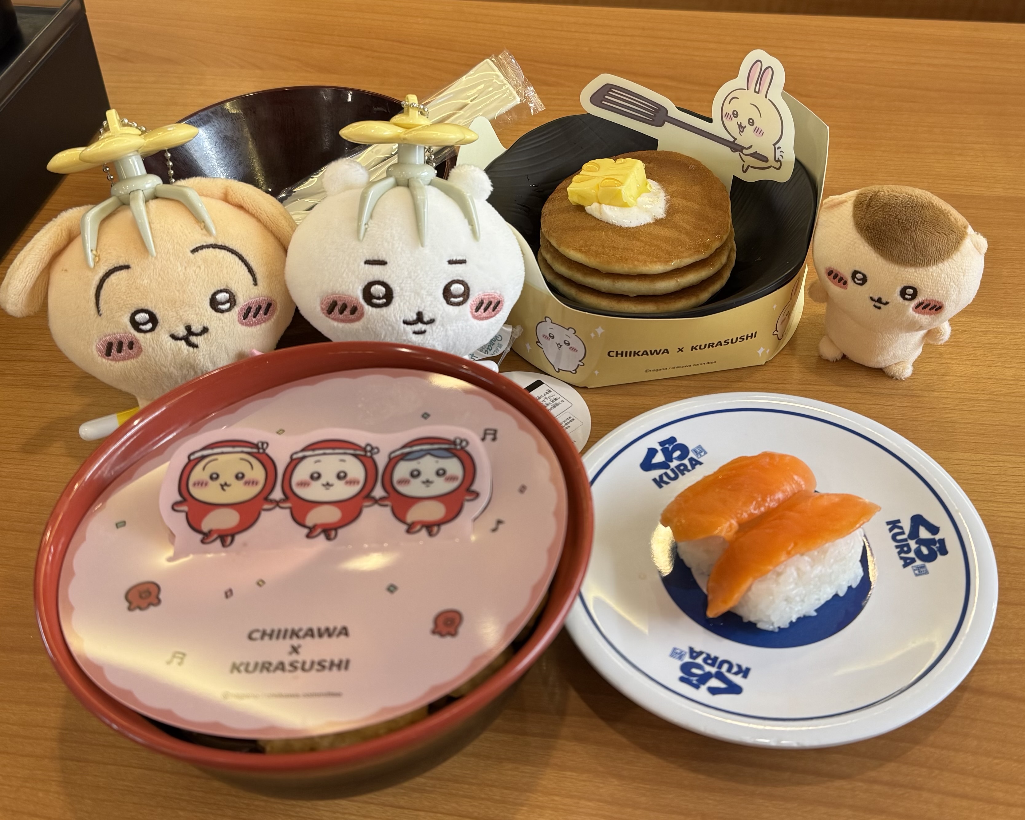 【くら寿司×ちいかわ】コラボ初日に参戦！ビッくらポン3回当たり！気になる金額と出たグッズは？
