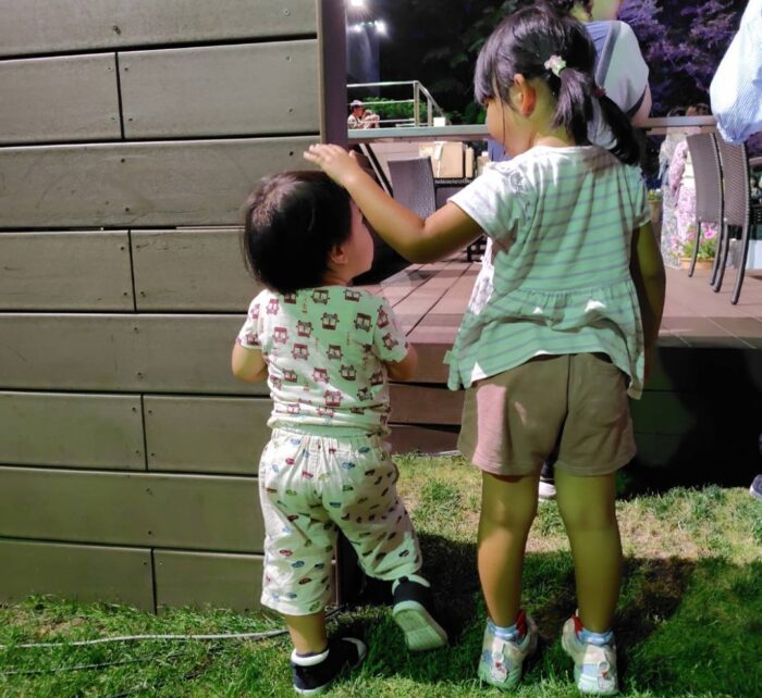 2歳甥っ子の「三種の神器」に納得！水筒、ぬいぐるみ、もう1つは…！？