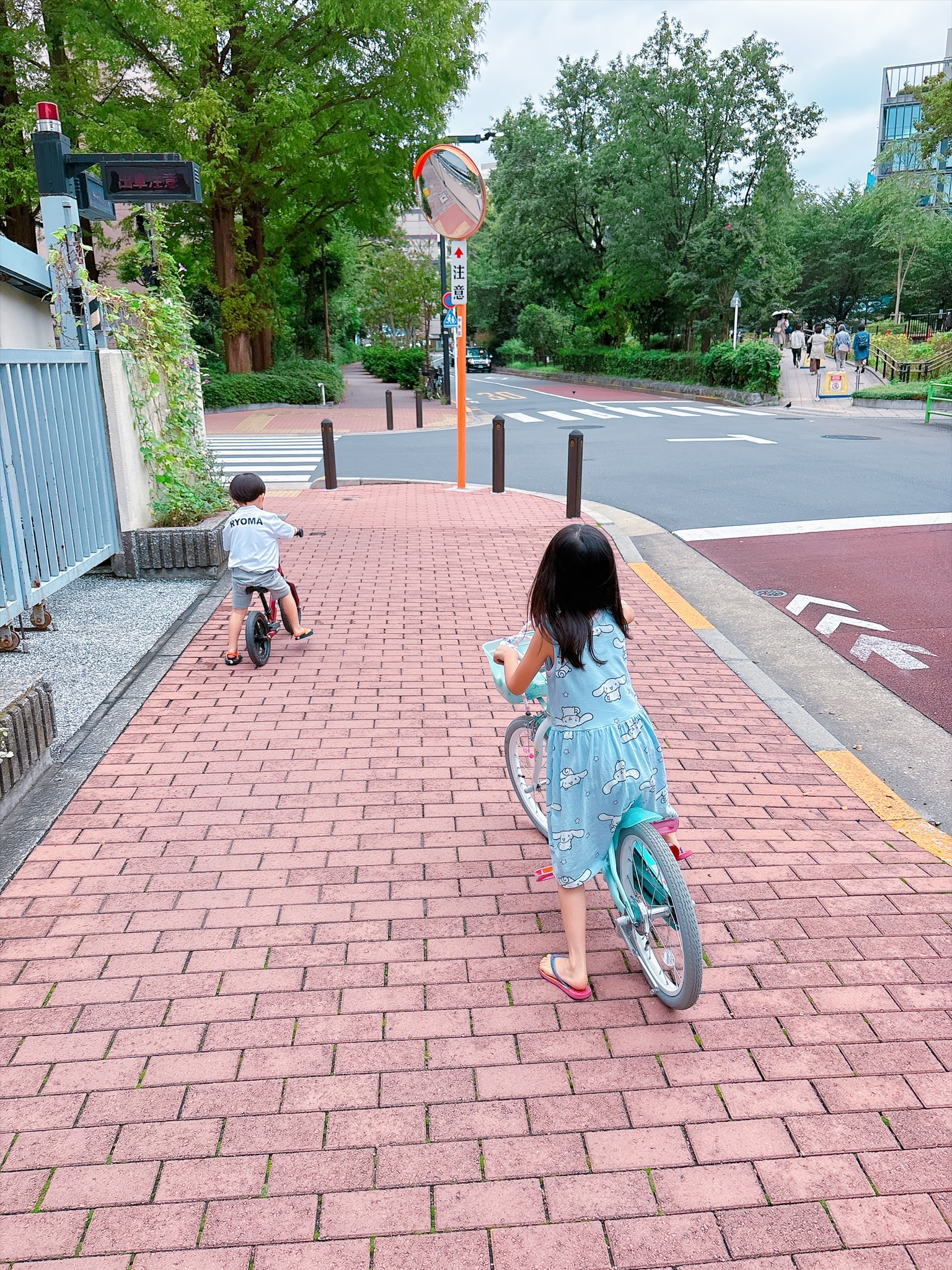 2万7870人の子どもを対象とした調査「なぜ1歳半頃のパパの関与が5歳半の子どもに表れるのか？」