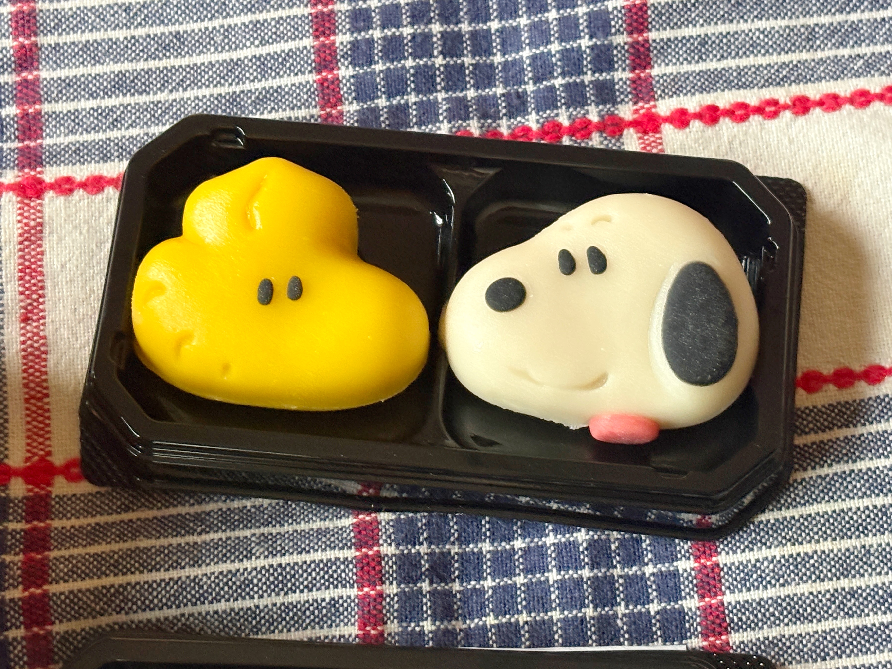 【ファミマ限定】スヌーピーのスイーツや和菓子が登場！かわいいキャラグッズももらえる!