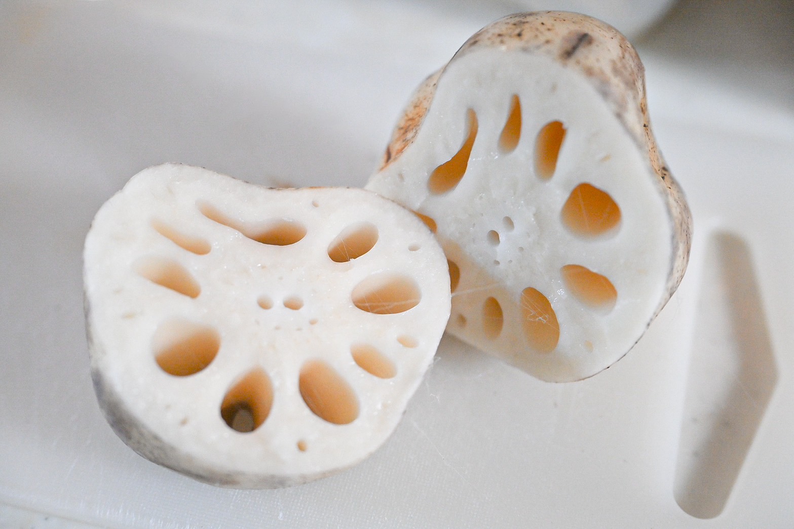 「れんこんがあったらやってみて」もうひとつ具材を用意すればOK！食感を楽しむ副菜レシピ2選